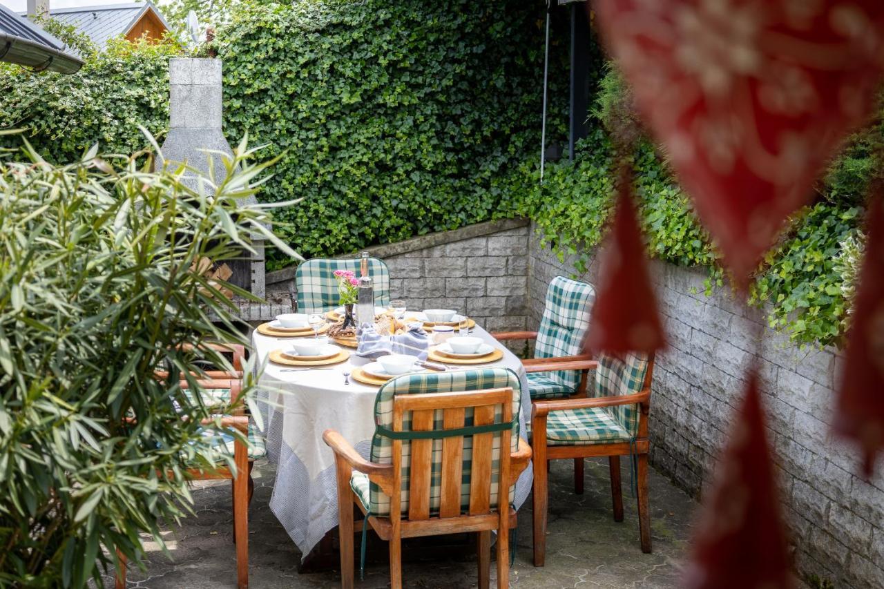 Villa Amalia: Spacious Garden Retreat with Fireplace in Banska Stiavnica Exterior photo